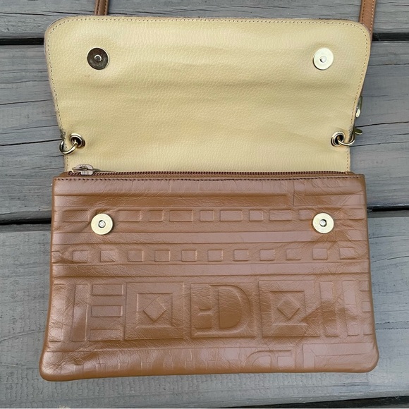 Due Fratelli tan cognac embossed leather crossbody bag purse - Picture 8 of 15